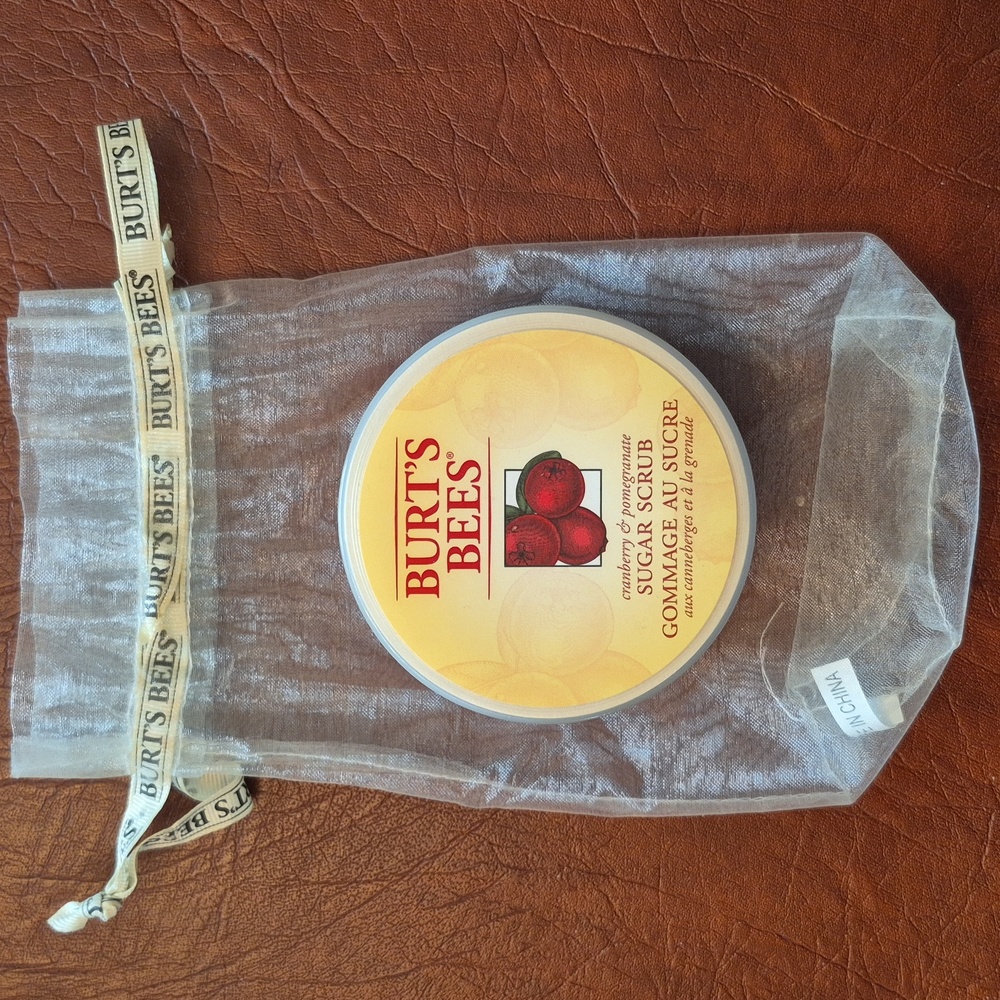 Burt's Bees Discontinued Cranberry & Pomegranate Sugar Scrub, Sealed